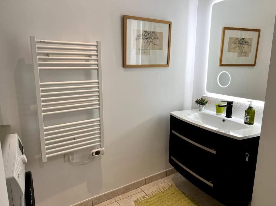 Nid Douillet Au Coeur D'Uzes Apartment ภายนอก รูปภาพ