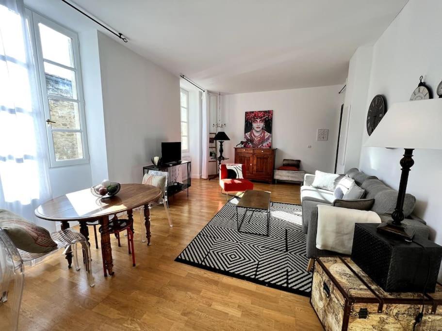 Nid Douillet Au Coeur D'Uzes Apartment ภายนอก รูปภาพ
