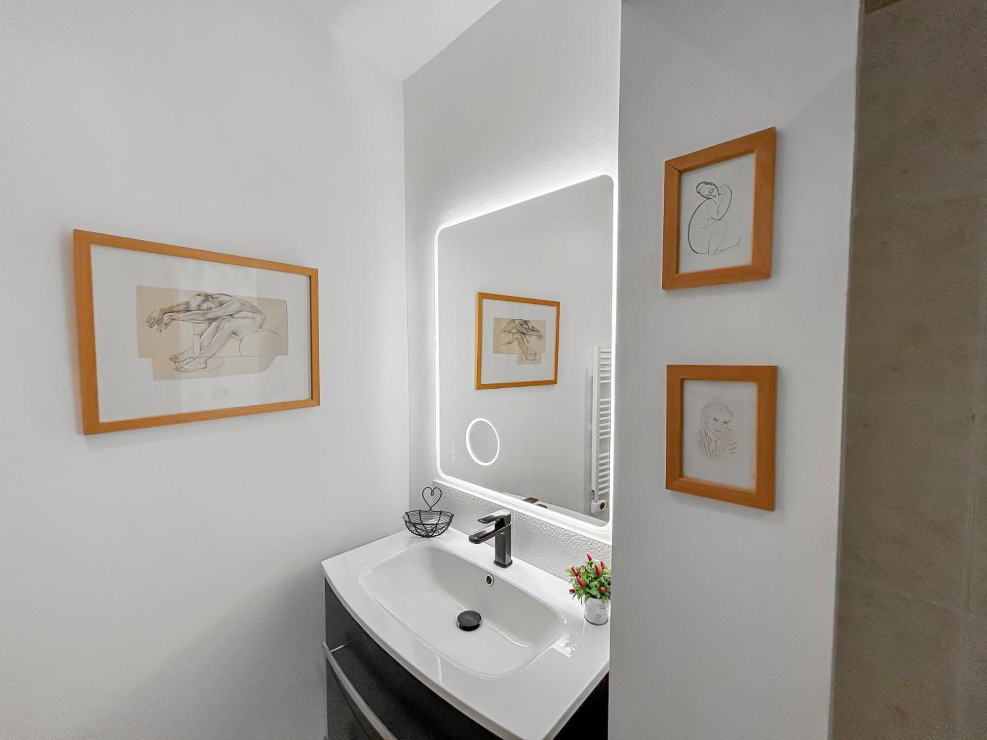 Nid Douillet Au Coeur D'Uzes Apartment ภายนอก รูปภาพ